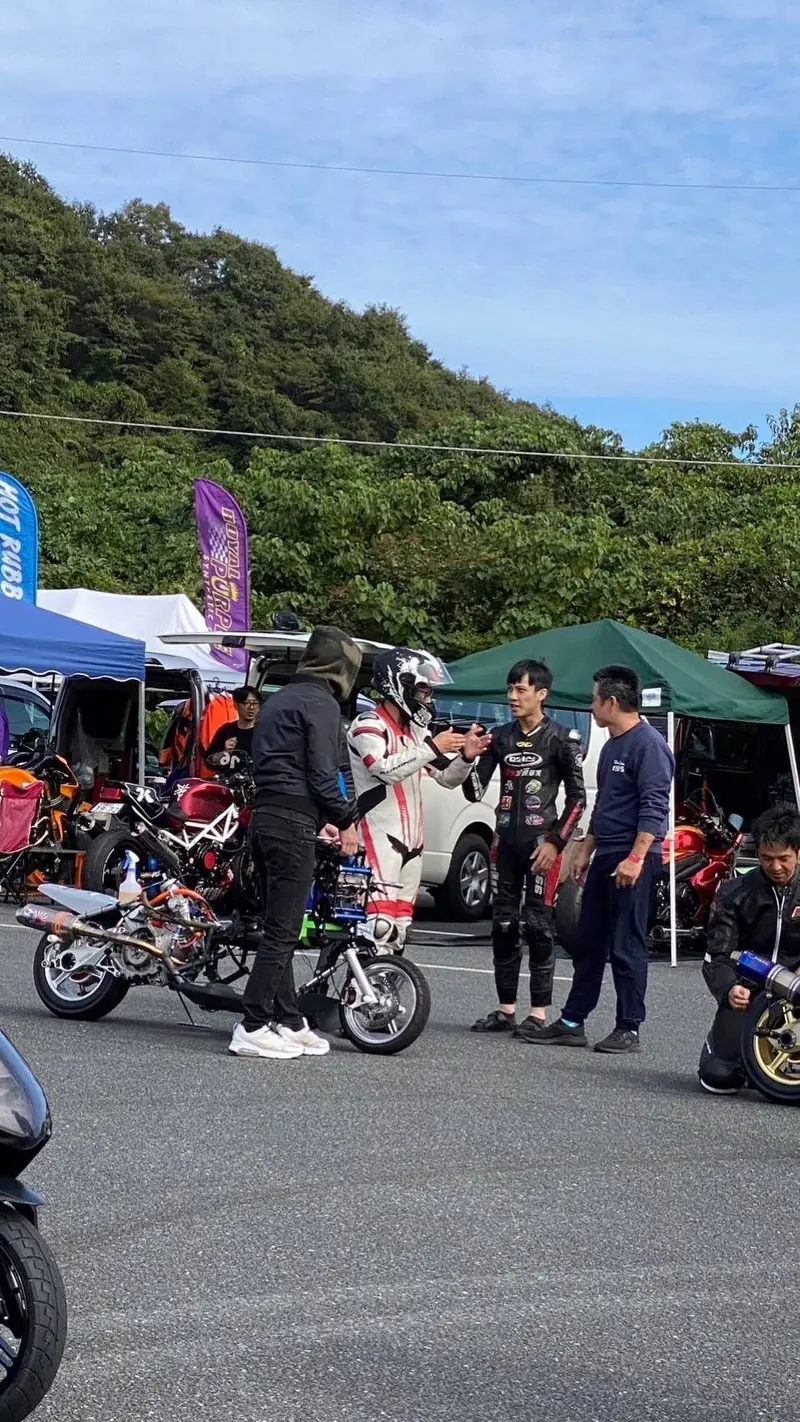 賽車準備中